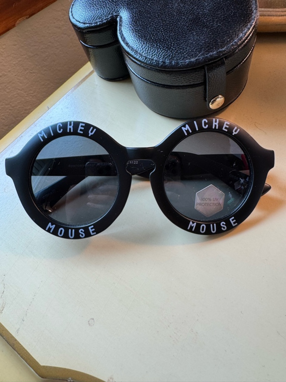 Adult Mickey Mouse Black Round Sunglasses